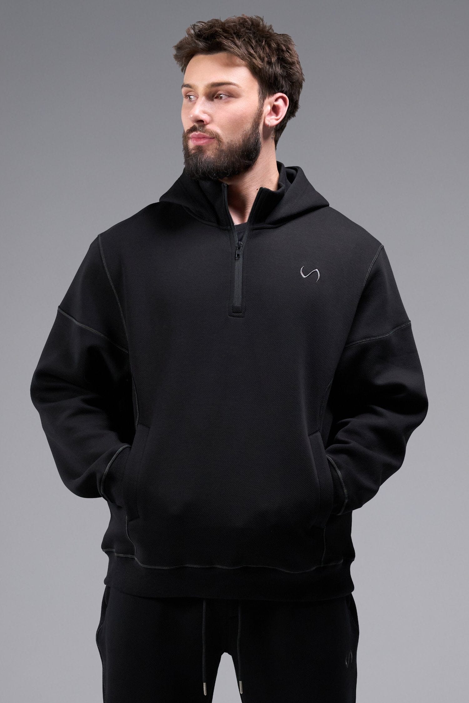 Hoodies & Sweatshirts