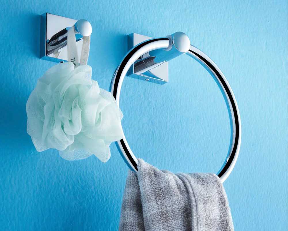 Towel Rings & Hooks