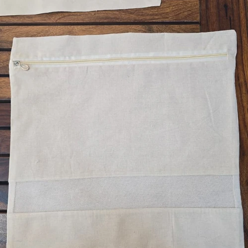 Cotton Saree Cover with Zipper Closure for Garment Storage image 3