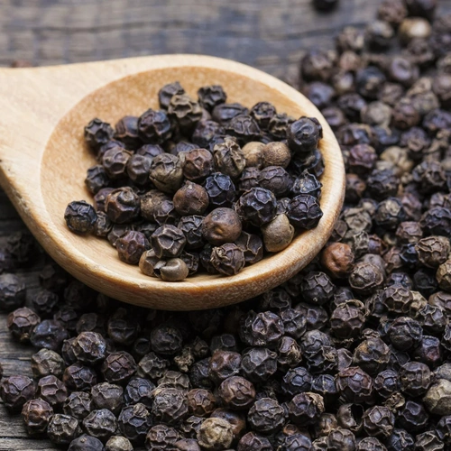 Whole Black Peppercorns for Spice Blends, Grinding, and Wholesale Supply