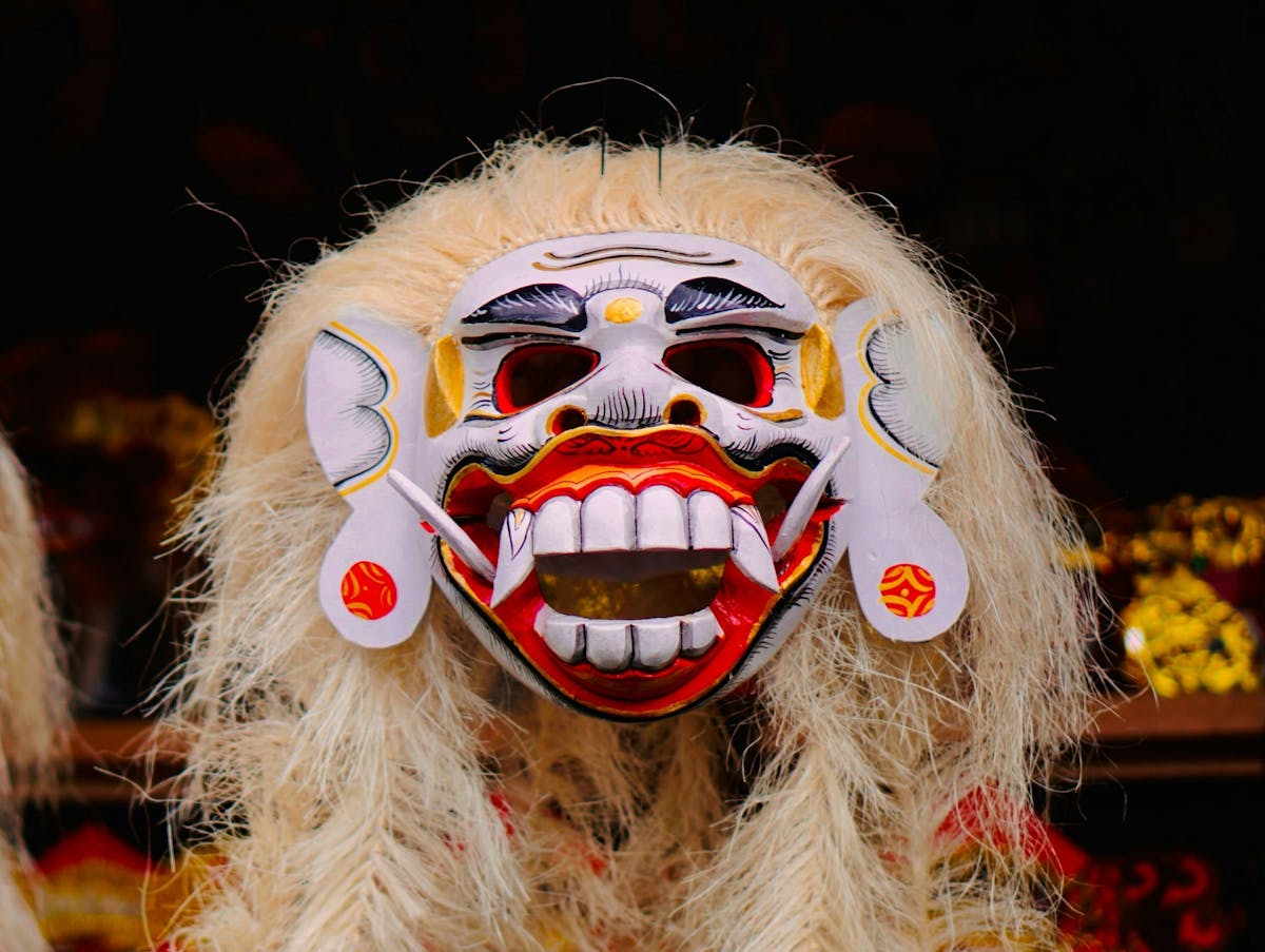 Masks & Puppets