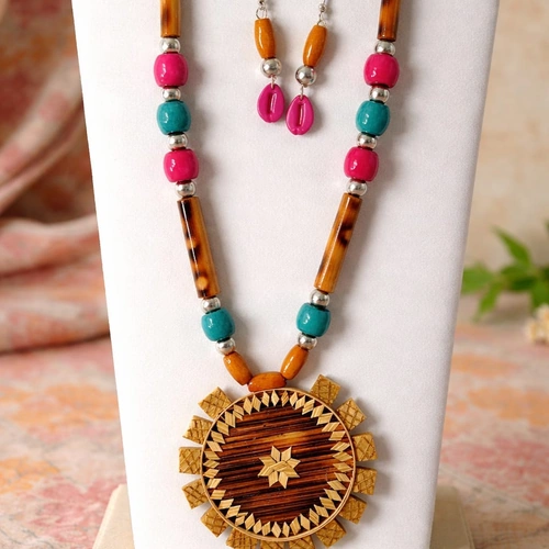 Handcrafted Bamboo Jewelry Necklace Set with Beads and Decorative Pendant image 4